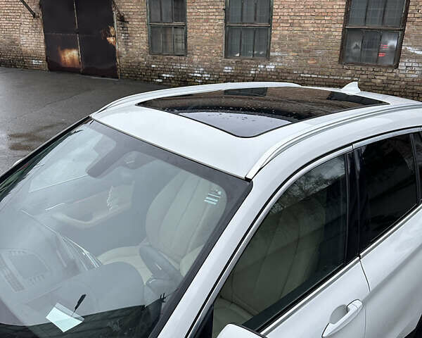 Білий БМВ Х1, об'ємом двигуна 2 л та пробігом 131 тис. км за 19500 $, фото 14 на Automoto.ua