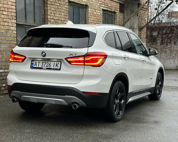 Білий БМВ Х1, об'ємом двигуна 2 л та пробігом 131 тис. км за 19500 $, фото 11 на Automoto.ua