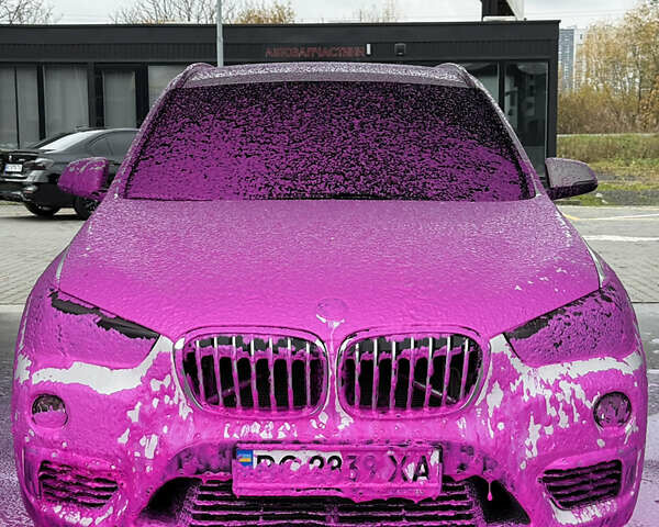 Белый БМВ Х1, объемом двигателя 2 л и пробегом 216 тыс. км за 19900 $, фото 2 на Automoto.ua