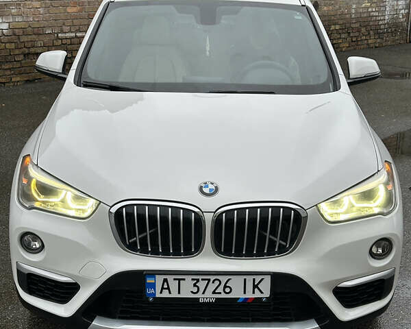 Білий БМВ Х1, об'ємом двигуна 2 л та пробігом 131 тис. км за 19500 $, фото 2 на Automoto.ua