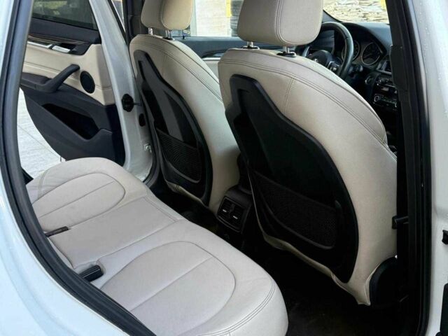 Белый БМВ Х1, объемом двигателя 2 л и пробегом 66 тыс. км за 11200 $, фото 11 на Automoto.ua