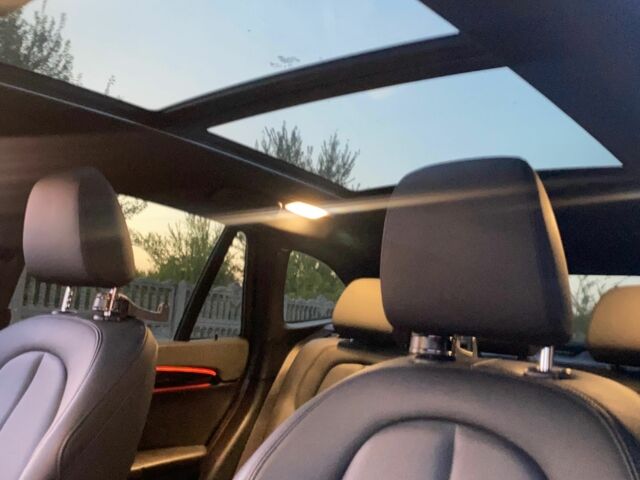 Белый БМВ Х1, объемом двигателя 2 л и пробегом 125 тыс. км за 19000 $, фото 12 на Automoto.ua