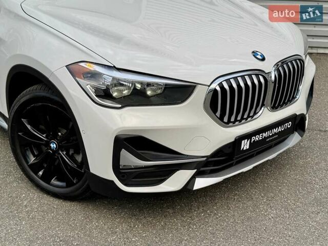 Белый БМВ Х1, объемом двигателя 2 л и пробегом 63 тыс. км за 25800 $, фото 3 на Automoto.ua