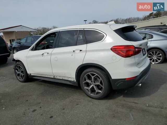 Белый БМВ Х1, объемом двигателя 2 л и пробегом 70 тыс. км за 3000 $, фото 1 на Automoto.ua