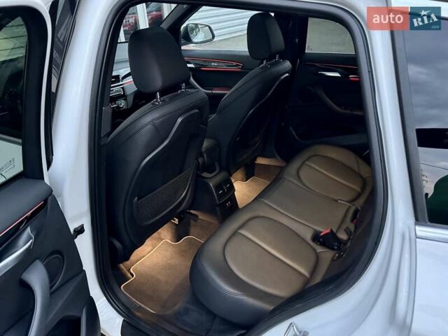 Белый БМВ Х1, объемом двигателя 2 л и пробегом 63 тыс. км за 25800 $, фото 65 на Automoto.ua