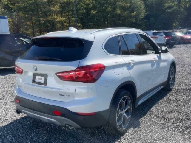 Белый БМВ Х1, объемом двигателя 2 л и пробегом 39 тыс. км за 5000 $, фото 4 на Automoto.ua