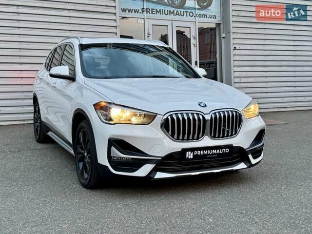 Белый БМВ Х1, объемом двигателя 2 л и пробегом 63 тыс. км за 25800 $, фото 58 на Automoto.ua