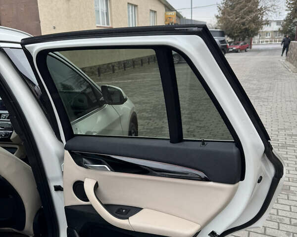 Белый БМВ Х1, объемом двигателя 2 л и пробегом 212 тыс. км за 17800 $, фото 97 на Automoto.ua