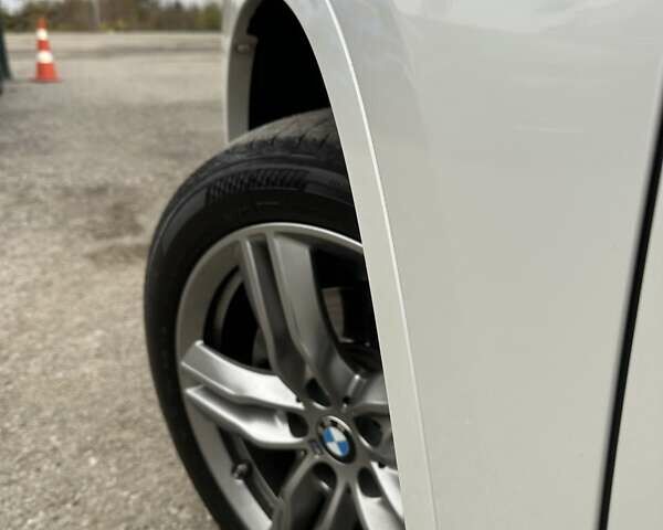 Білий БМВ Х1, об'ємом двигуна 2 л та пробігом 106 тис. км за 30600 $, фото 7 на Automoto.ua