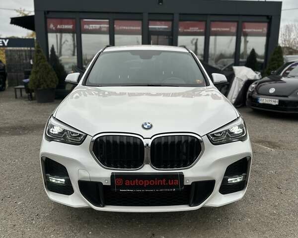 Белый БМВ Х1, объемом двигателя 2 л и пробегом 106 тыс. км за 30600 $, фото 1 на Automoto.ua