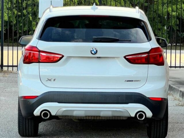 Белый БМВ Х1, объемом двигателя 2 л и пробегом 34 тыс. км за 11200 $, фото 6 на Automoto.ua
