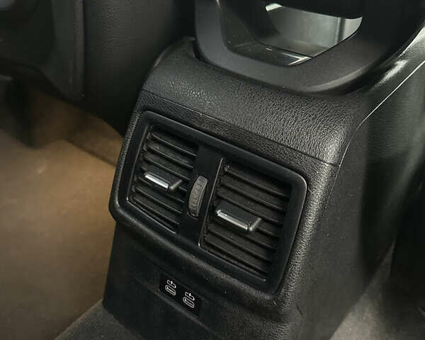 Білий БМВ Х1, об'ємом двигуна 2 л та пробігом 106 тис. км за 30600 $, фото 31 на Automoto.ua