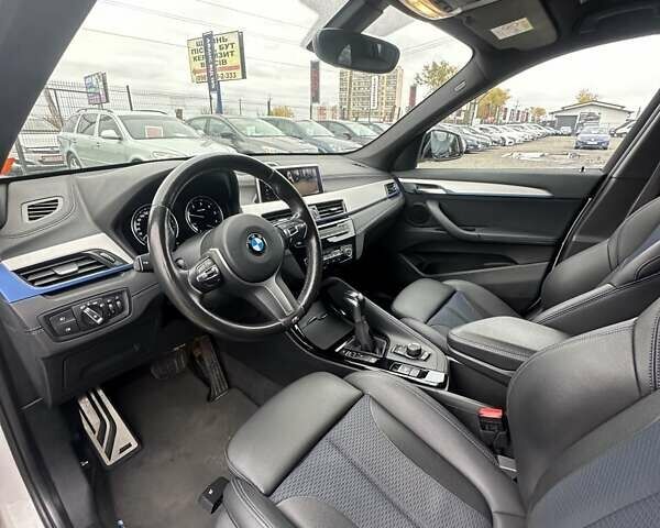 Білий БМВ Х1, об'ємом двигуна 2 л та пробігом 106 тис. км за 30600 $, фото 24 на Automoto.ua