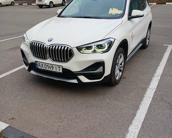 Белый БМВ Х1, объемом двигателя 2 л и пробегом 6 тыс. км за 32000 $, фото 7 на Automoto.ua