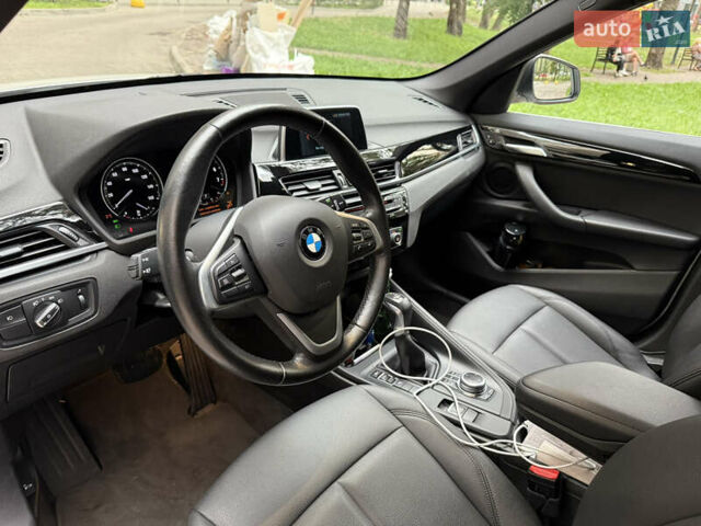 Білий БМВ Х1, об'ємом двигуна 2 л та пробігом 50 тис. км за 22777 $, фото 15 на Automoto.ua