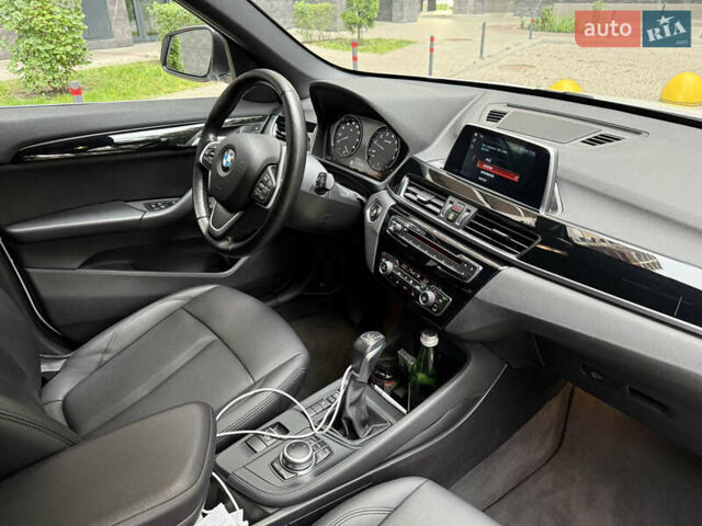 Білий БМВ Х1, об'ємом двигуна 2 л та пробігом 50 тис. км за 22777 $, фото 18 на Automoto.ua