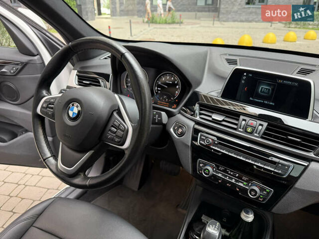 Білий БМВ Х1, об'ємом двигуна 2 л та пробігом 50 тис. км за 22777 $, фото 20 на Automoto.ua