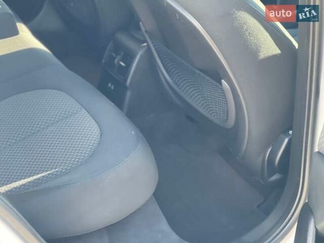 Белый БМВ Х1, объемом двигателя 2 л и пробегом 52 тыс. км за 33800 $, фото 35 на Automoto.ua