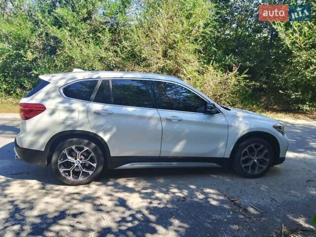 Белый БМВ Х1, объемом двигателя 0 л и пробегом 107 тыс. км за 20700 $, фото 5 на Automoto.ua