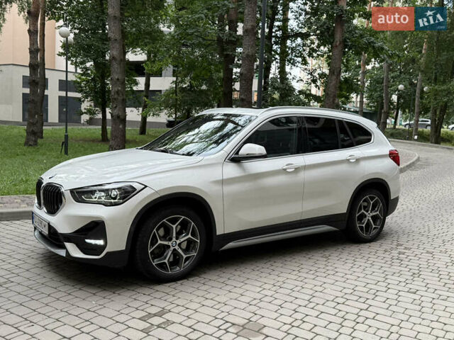 Білий БМВ Х1, об'ємом двигуна 2 л та пробігом 50 тис. км за 22777 $, фото 7 на Automoto.ua