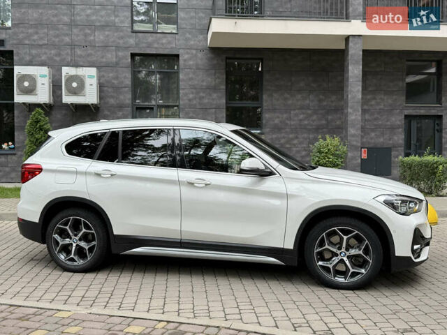 Білий БМВ Х1, об'ємом двигуна 2 л та пробігом 50 тис. км за 22777 $, фото 8 на Automoto.ua
