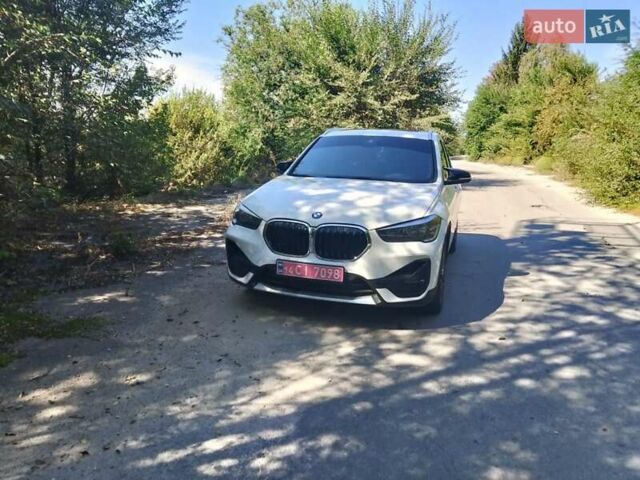 Белый БМВ Х1, объемом двигателя 0 л и пробегом 107 тыс. км за 20700 $, фото 8 на Automoto.ua