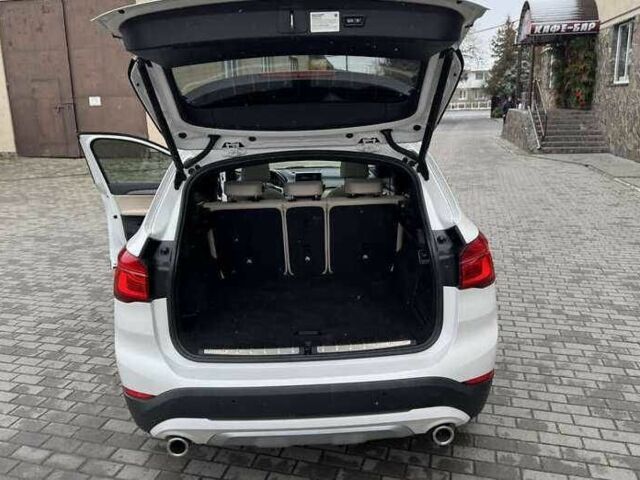 Білий БМВ Х1, об'ємом двигуна 2 л та пробігом 111 тис. км за 15700 $, фото 6 на Automoto.ua