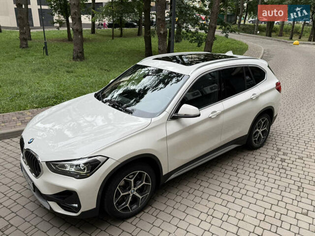 Білий БМВ Х1, об'ємом двигуна 2 л та пробігом 50 тис. км за 22777 $, фото 5 на Automoto.ua