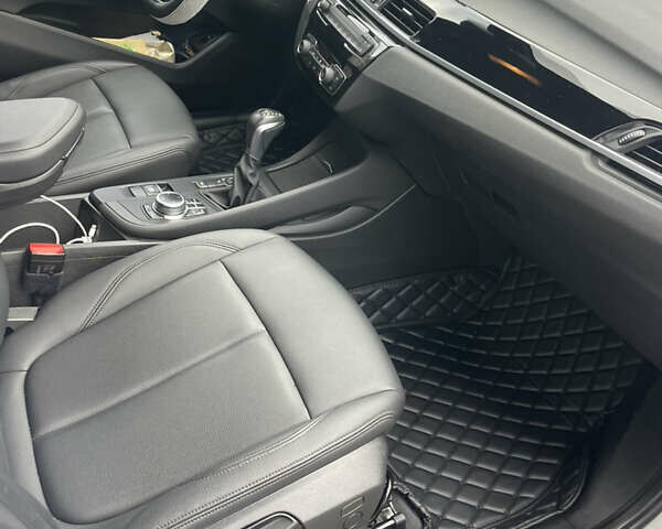 Белый БМВ Х1, объемом двигателя 2 л и пробегом 19 тыс. км за 36000 $, фото 4 на Automoto.ua