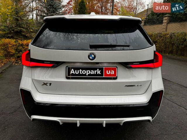 Белый БМВ Х1, объемом двигателя 2 л и пробегом 21 тыс. км за 41940 $, фото 7 на Automoto.ua