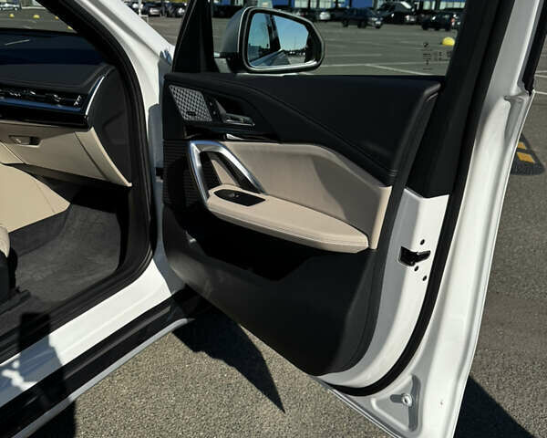 Белый БМВ Х1, объемом двигателя 2 л и пробегом 25 тыс. км за 40800 $, фото 24 на Automoto.ua