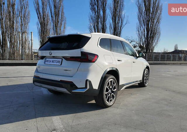 Белый БМВ Х1, объемом двигателя 2 л и пробегом 10 тыс. км за 39990 $, фото 5 на Automoto.ua