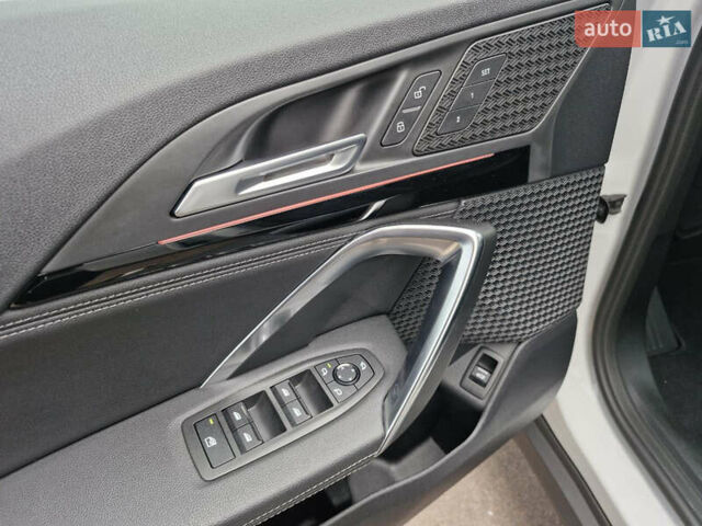 Белый БМВ Х1, объемом двигателя 2 л и пробегом 21 тыс. км за 35500 $, фото 19 на Automoto.ua