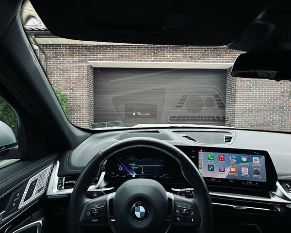 Белый БМВ Х1, объемом двигателя 2 л и пробегом 12 тыс. км за 38500 $, фото 6 на Automoto.ua