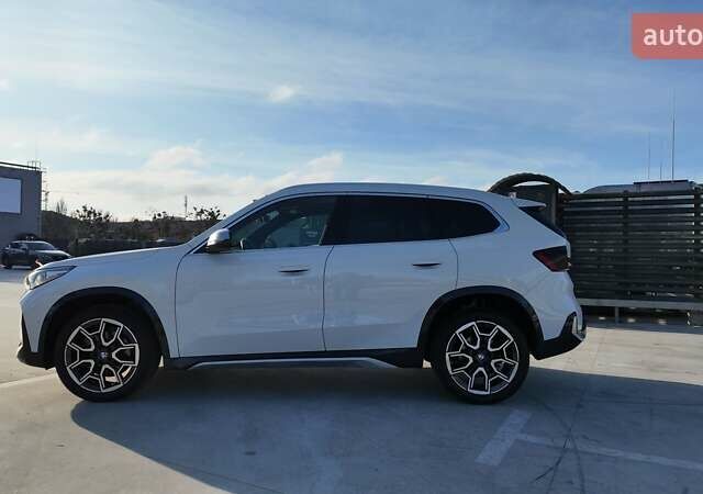 Белый БМВ Х1, объемом двигателя 2 л и пробегом 10 тыс. км за 39990 $, фото 2 на Automoto.ua