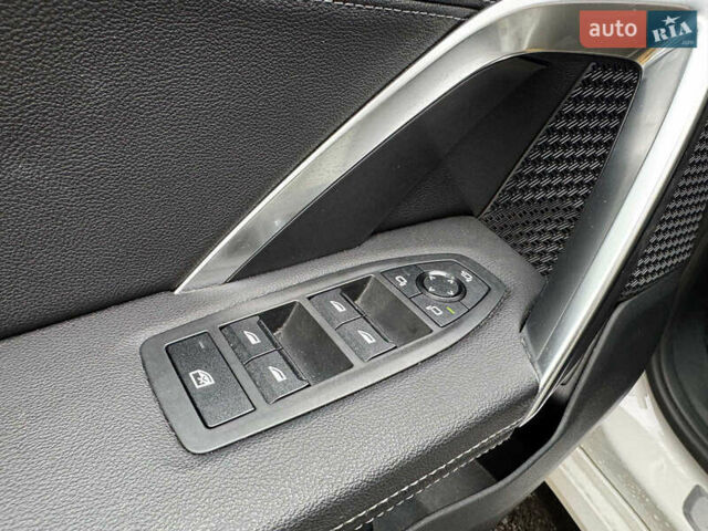 Белый БМВ Х1, объемом двигателя 2 л и пробегом 21 тыс. км за 41940 $, фото 13 на Automoto.ua