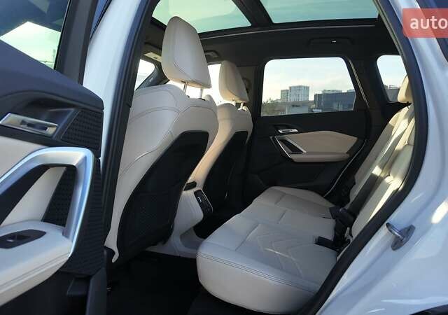 Белый БМВ Х1, объемом двигателя 2 л и пробегом 10 тыс. км за 39990 $, фото 16 на Automoto.ua