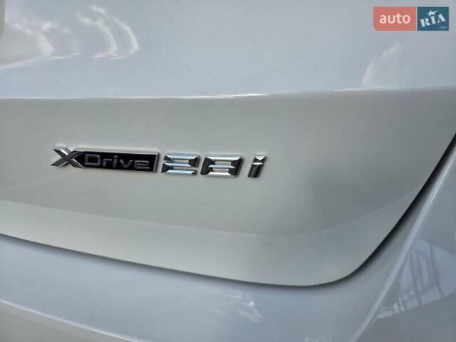 Білий БМВ Х1, об'ємом двигуна 2 л та пробігом 17 тис. км за 38500 $, фото 14 на Automoto.ua