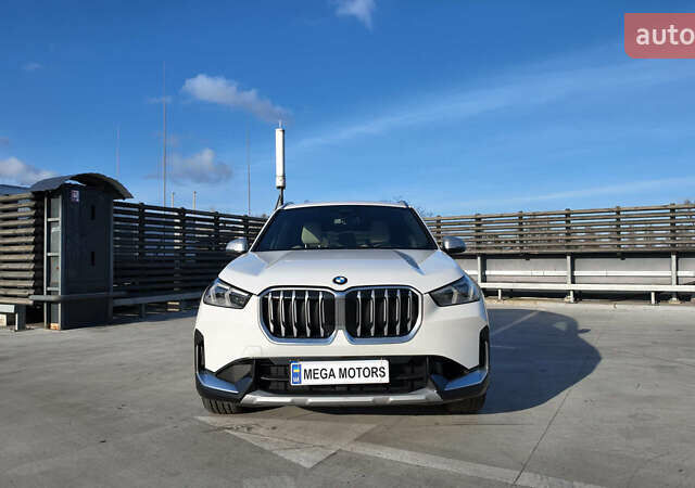 Белый БМВ Х1, объемом двигателя 2 л и пробегом 10 тыс. км за 39990 $, фото 1 на Automoto.ua