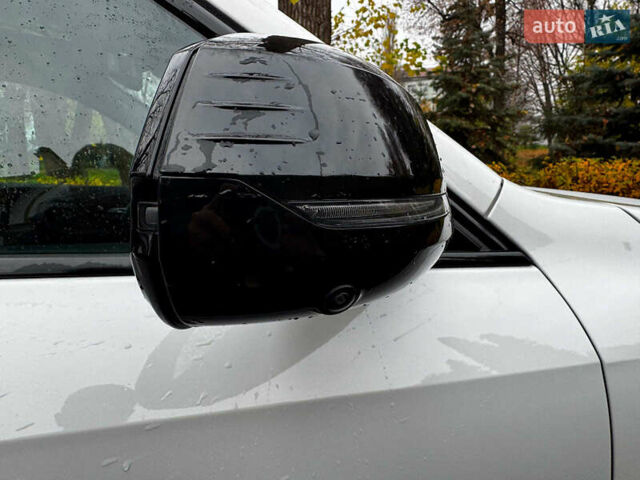 Белый БМВ Х1, объемом двигателя 2 л и пробегом 21 тыс. км за 41940 $, фото 6 на Automoto.ua