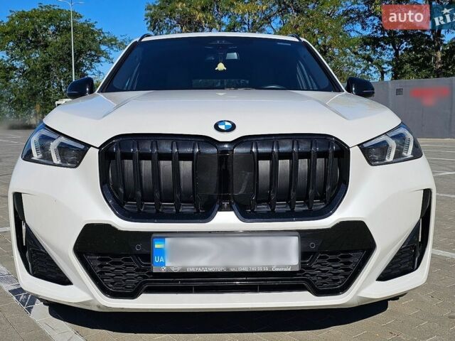 Білий БМВ Х1, об'ємом двигуна 2 л та пробігом 41 тис. км за 44900 $, фото 6 на Automoto.ua