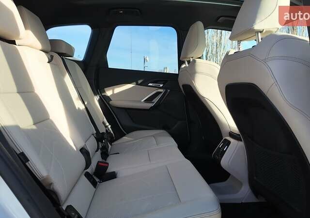 Белый БМВ Х1, объемом двигателя 2 л и пробегом 10 тыс. км за 39990 $, фото 9 на Automoto.ua