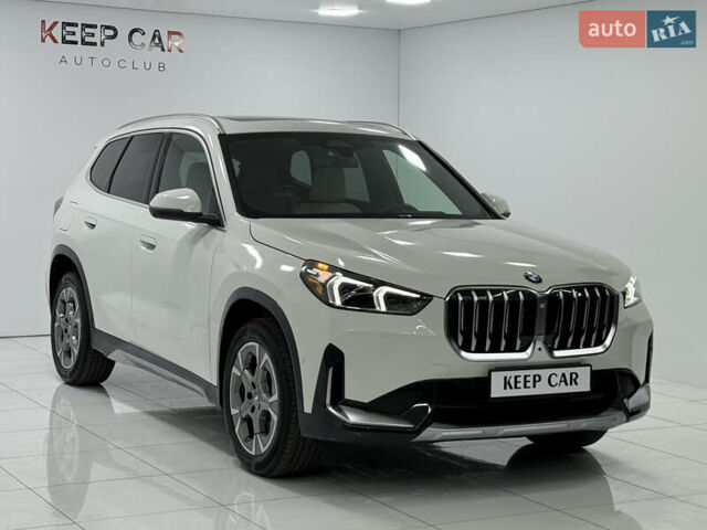 Белый БМВ Х1, объемом двигателя 2 л и пробегом 2 тыс. км за 43500 $, фото 4 на Automoto.ua