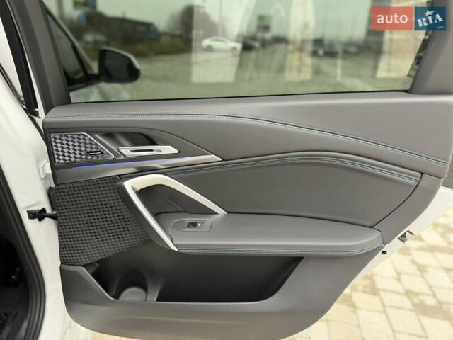 Белый БМВ Х1, объемом двигателя 2 л и пробегом 2 тыс. км за 65000 $, фото 34 на Automoto.ua