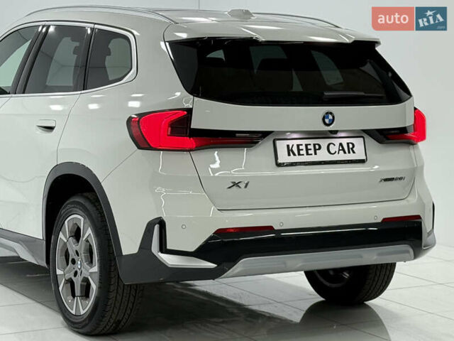 Белый БМВ Х1, объемом двигателя 2 л и пробегом 2 тыс. км за 43500 $, фото 13 на Automoto.ua