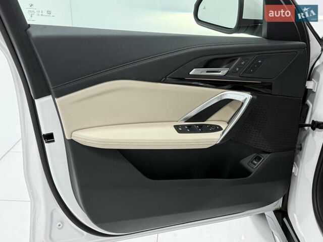 Белый БМВ Х1, объемом двигателя 2 л и пробегом 2 тыс. км за 43500 $, фото 32 на Automoto.ua