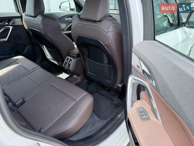 Білий БМВ Х1, об'ємом двигуна 2 л та пробігом 5 тис. км за 52279 $, фото 18 на Automoto.ua