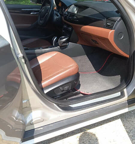 Бежевый БМВ Х1, объемом двигателя 2 л и пробегом 151 тыс. км за 13500 $, фото 7 на Automoto.ua