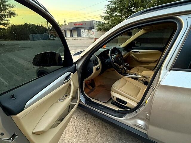 Бежевый БМВ Х1, объемом двигателя 2 л и пробегом 220 тыс. км за 13000 $, фото 8 на Automoto.ua