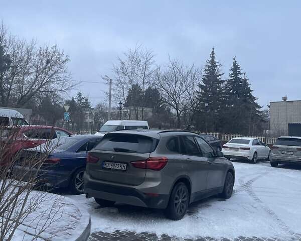 Бежевий БМВ Х1, об'ємом двигуна 1.5 л та пробігом 108 тис. км за 20500 $, фото 1 на Automoto.ua